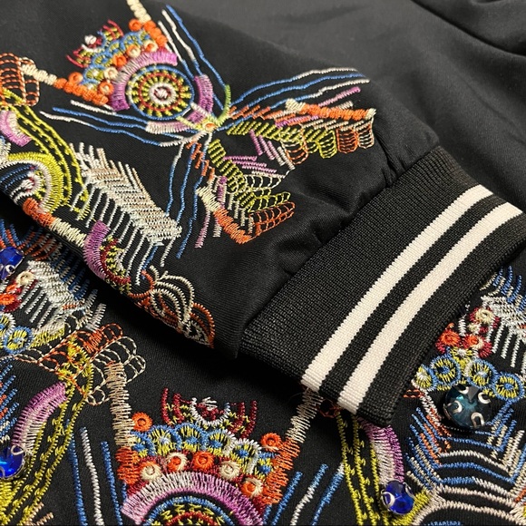 🔥NWOT🔥 Mod X Embroidered And Jeweled Zip Up Jacket - Picture 14 of 14
